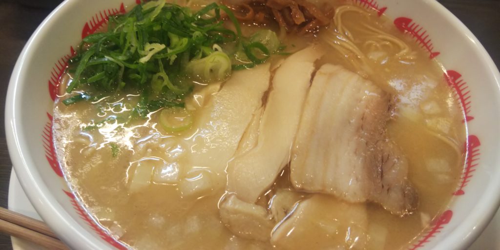 『 カシムラ 』の
「あら焼スープ＋鶏白湯スープ」ラーメン